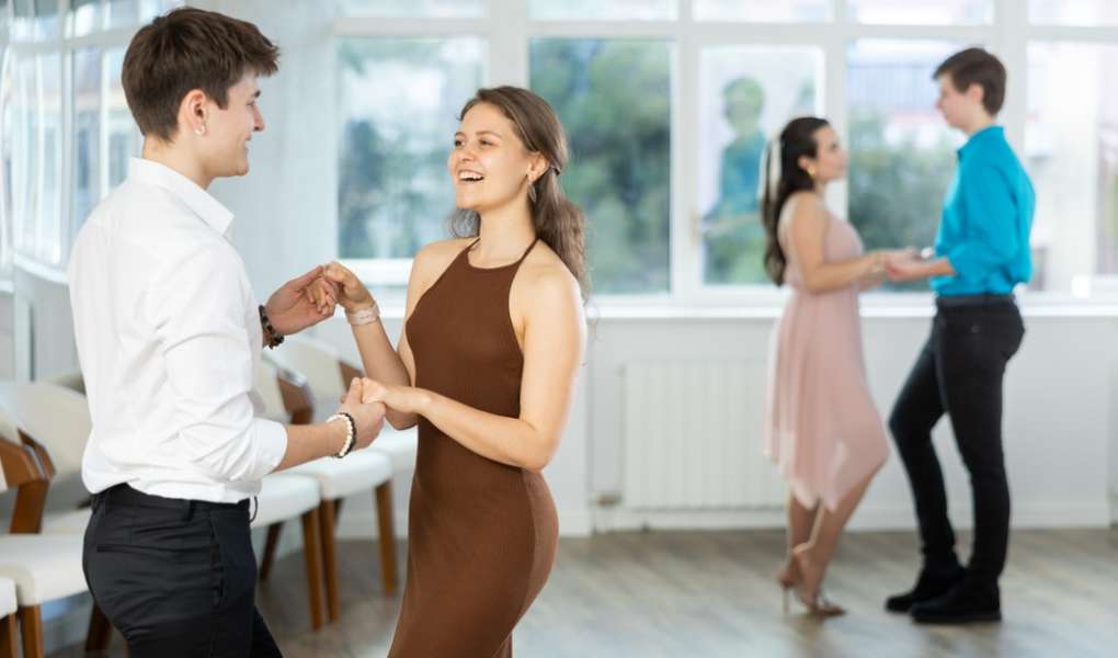 How is Bachata dance?