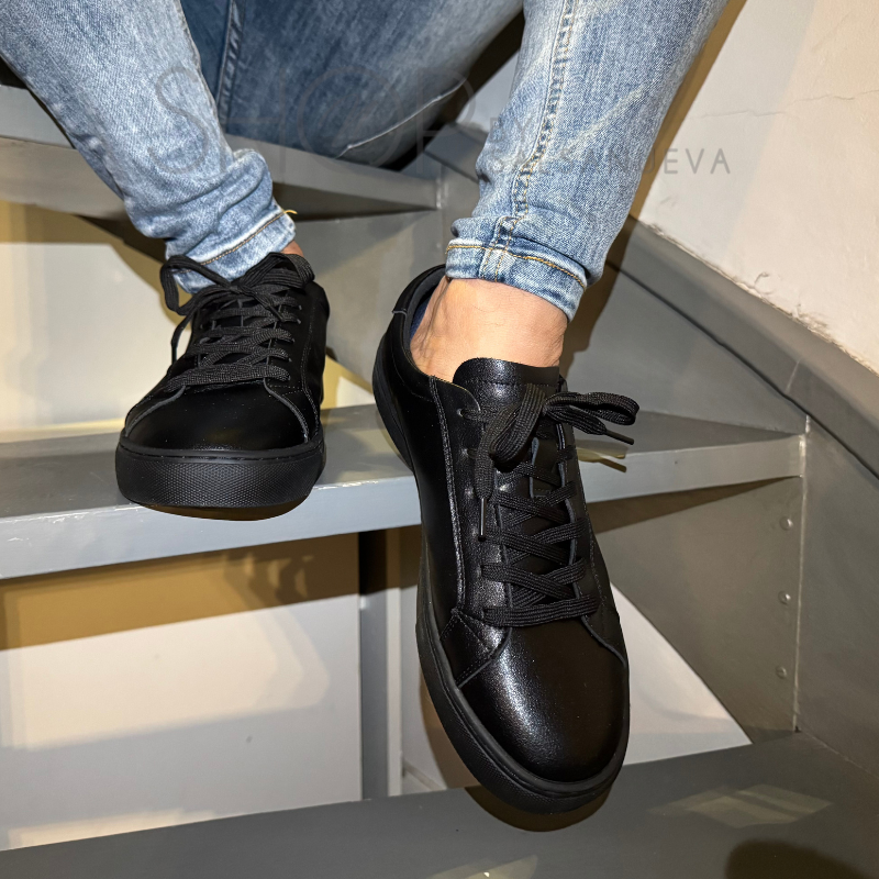 BLACK DANCE SNEAKERS