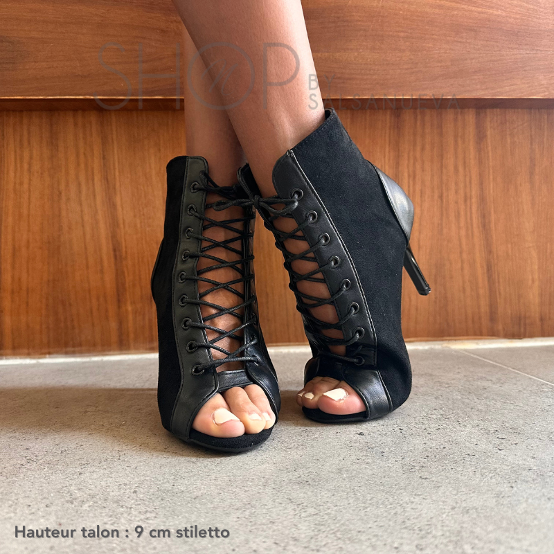 HEELS ECLIPSE BLACK BOOTS