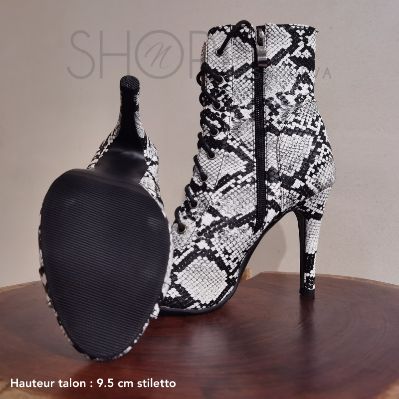 SNAKE HEELS BOOTS